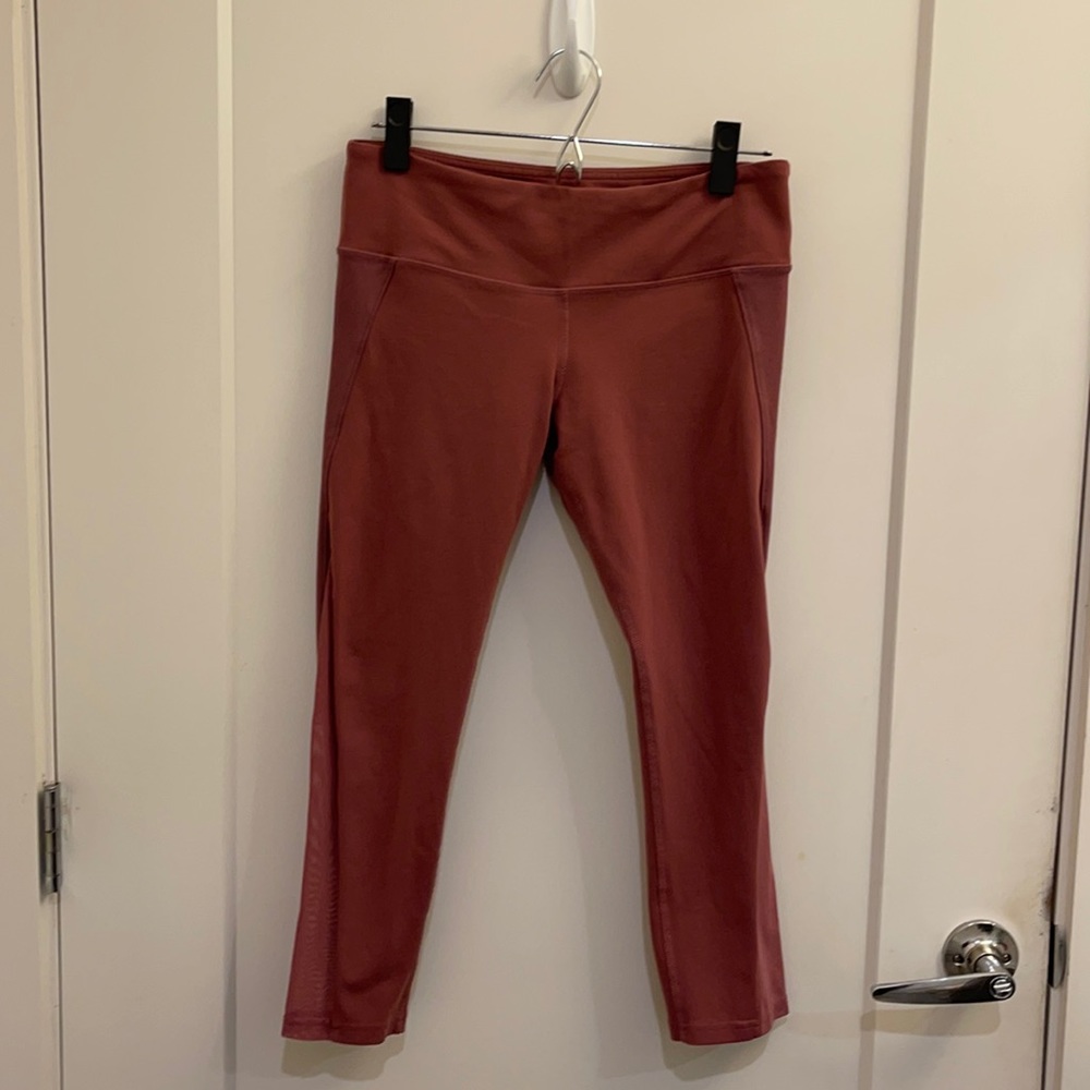 ALO Yoga Women's Leggings in Dusty Rose